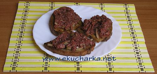 Tatarský biftek (tatarák)